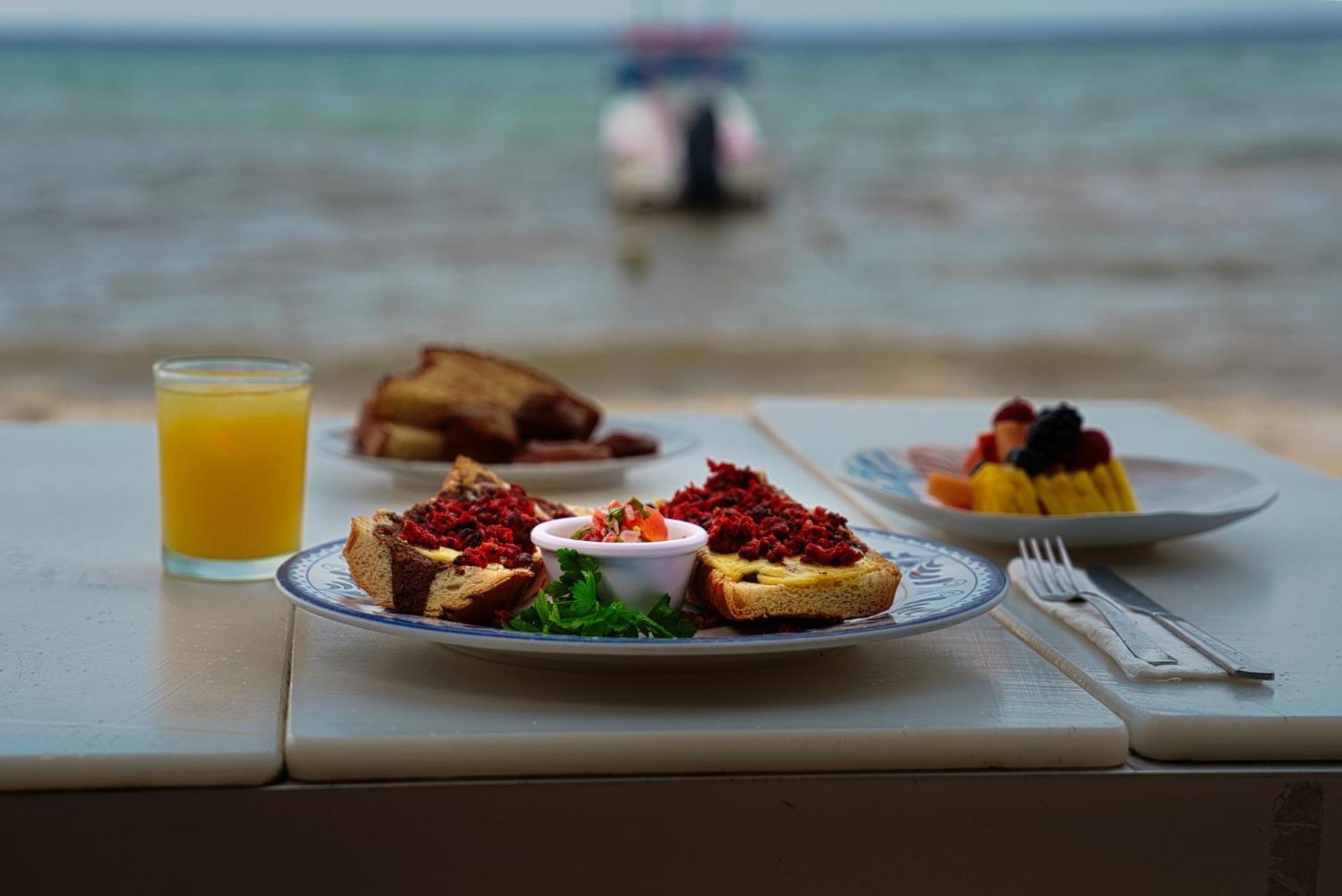 Porto Playa Condo Hotel And Beach Club Плая-дель-Кармен Экстерьер фото