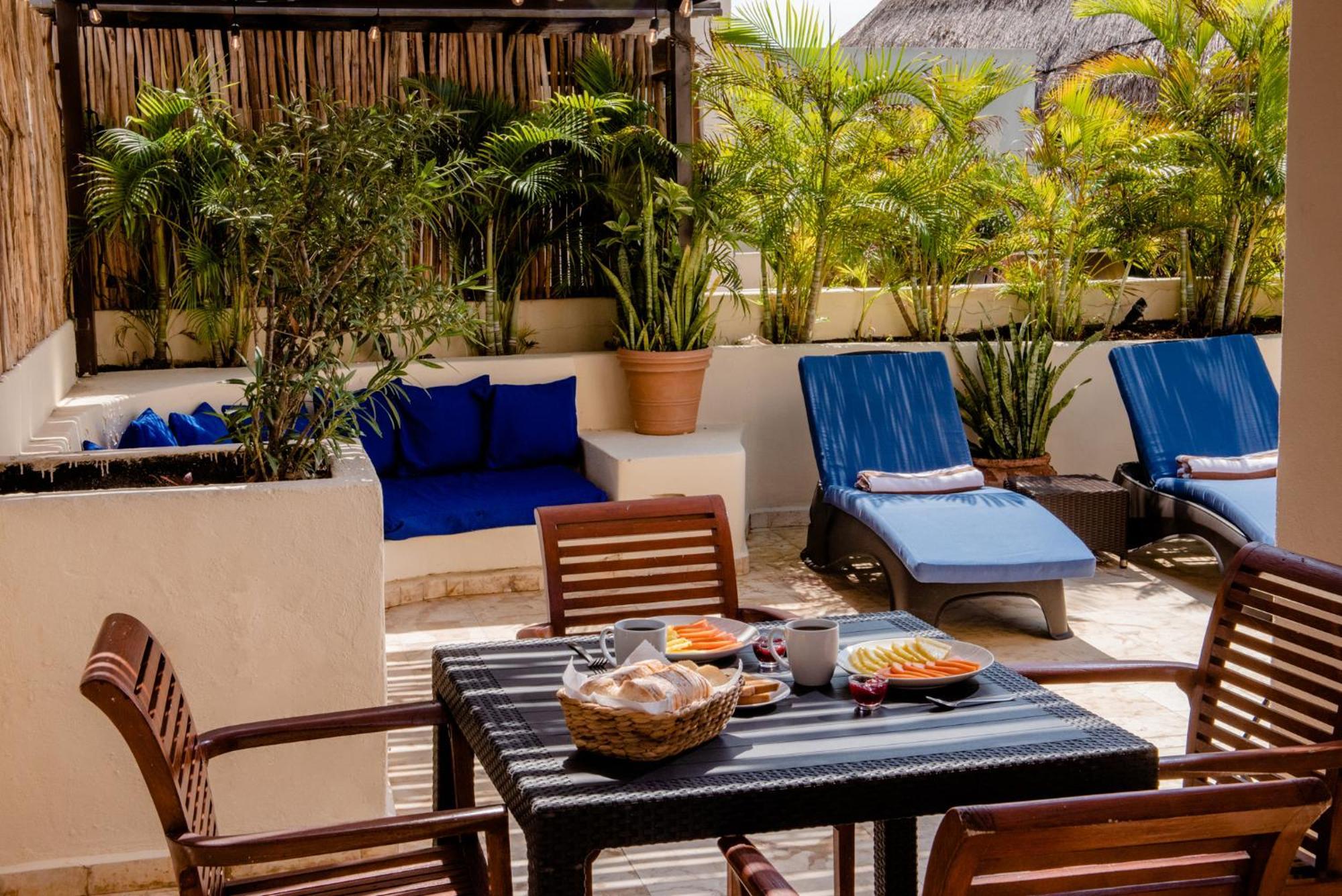 Porto Playa Condo Hotel And Beach Club Плая-дель-Кармен Экстерьер фото